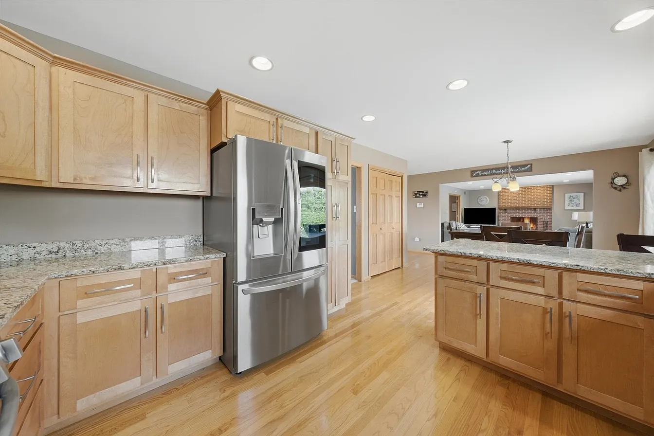 10800 Ridgewood Dr-10