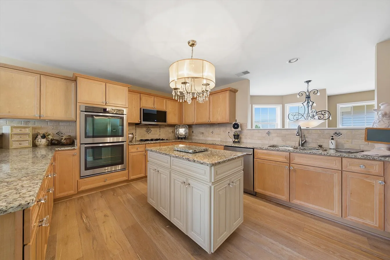 1506 Spyglass Circle-24
