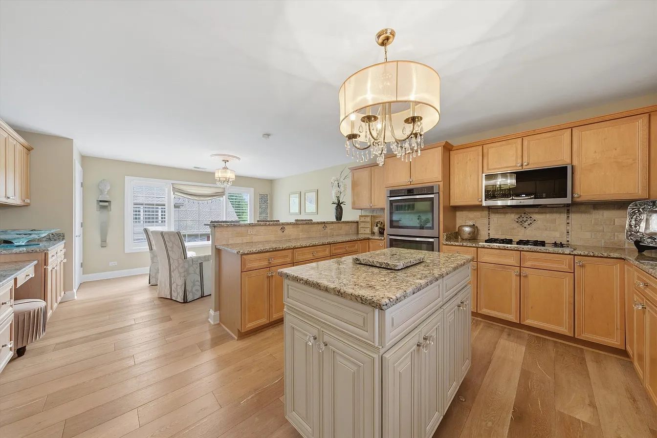 1506 Spyglass Circle-25
