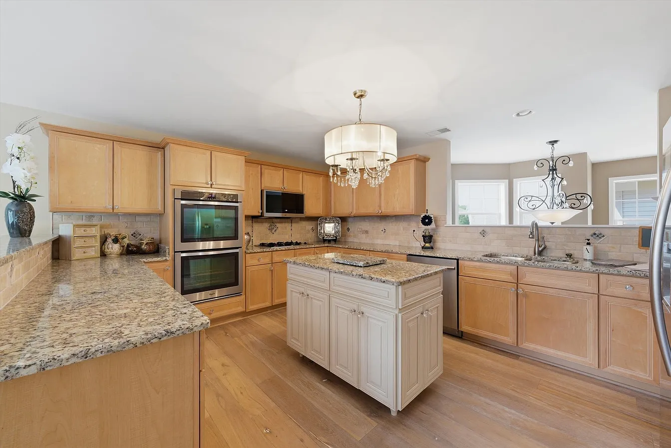 1506 Spyglass Circle-29