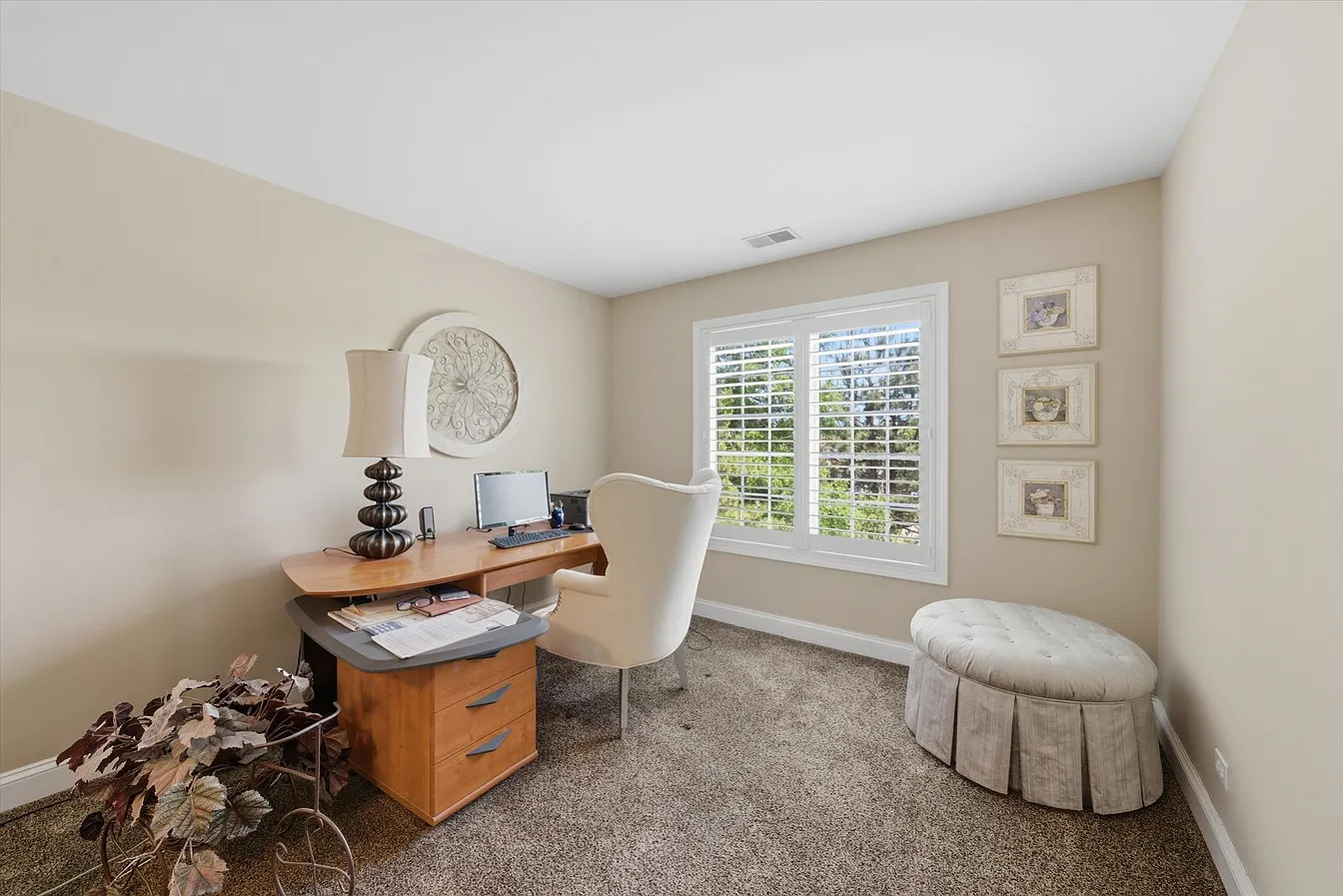 1506 Spyglass Circle-35