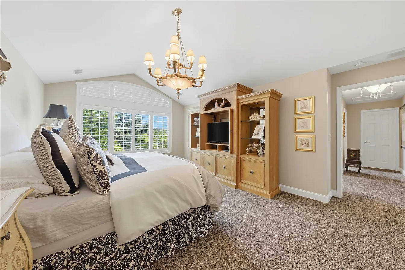 1506 Spyglass Circle-42