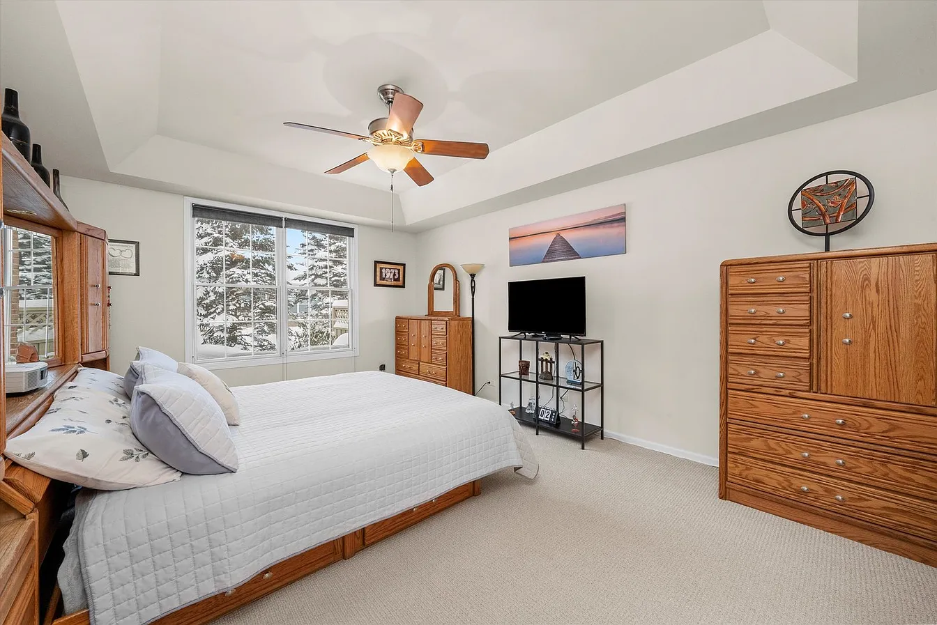1553 Ashbury Pl-17