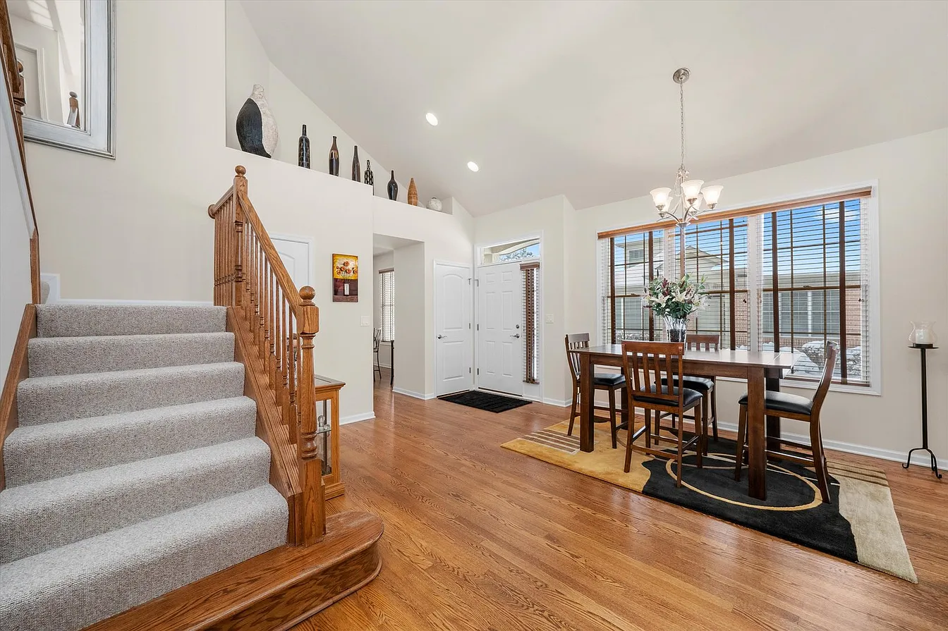 1553 Ashbury Pl-2