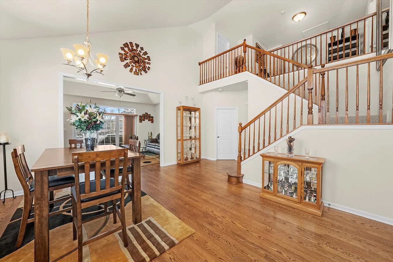 1553 Ashbury Pl-4