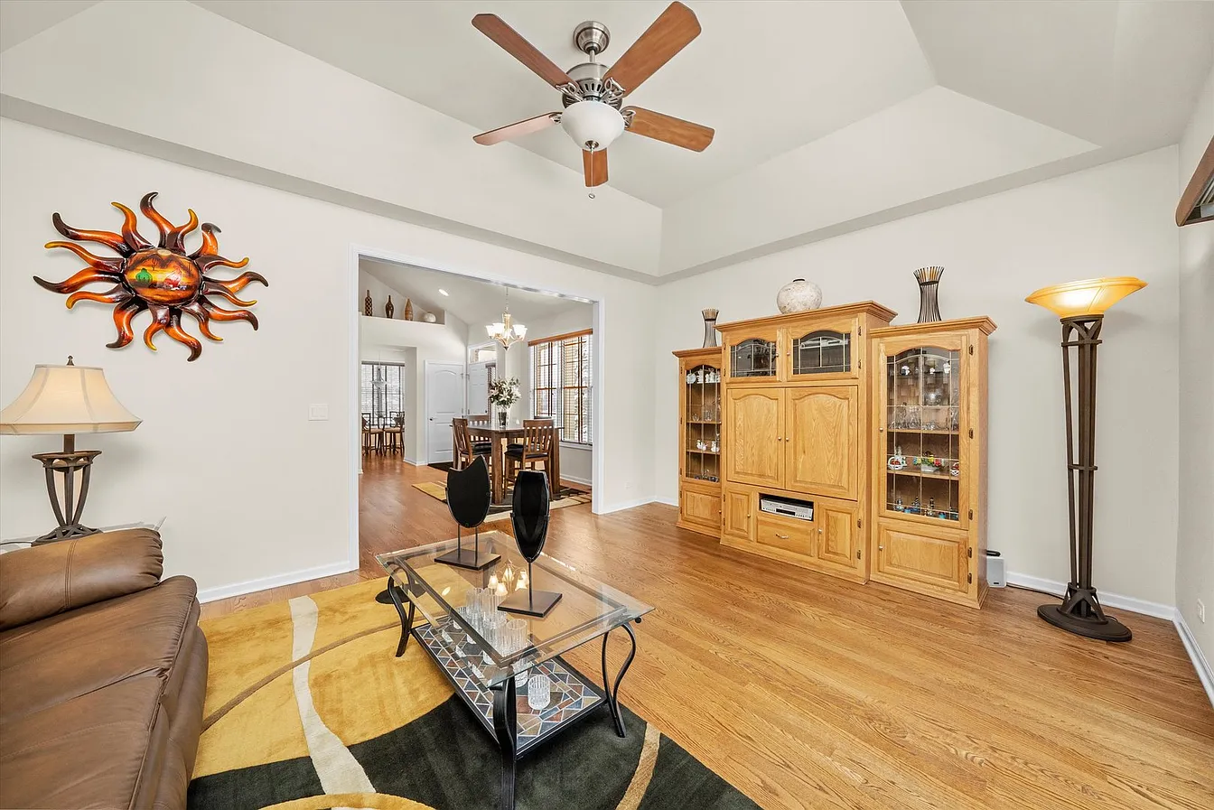 1553 Ashbury Pl-7