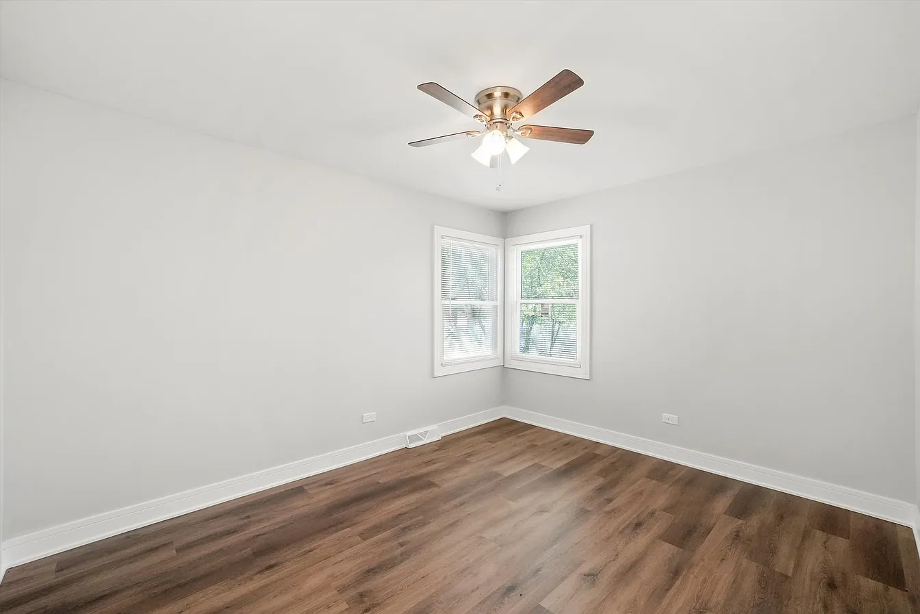 2616 122nd St-16