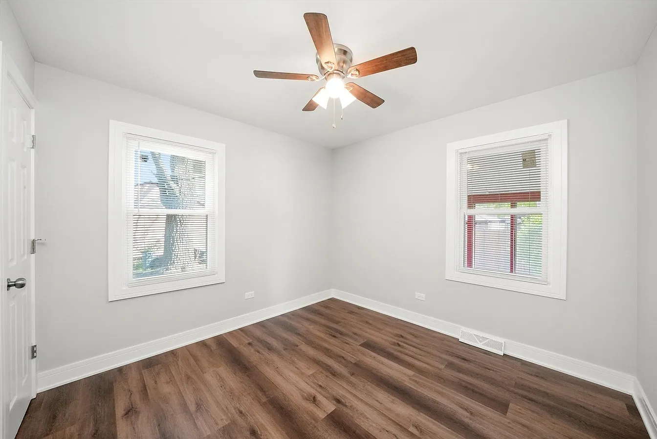 2616 122nd St-18