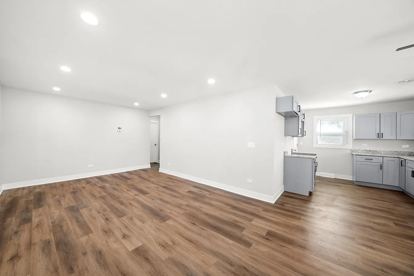 2616 122nd St-8