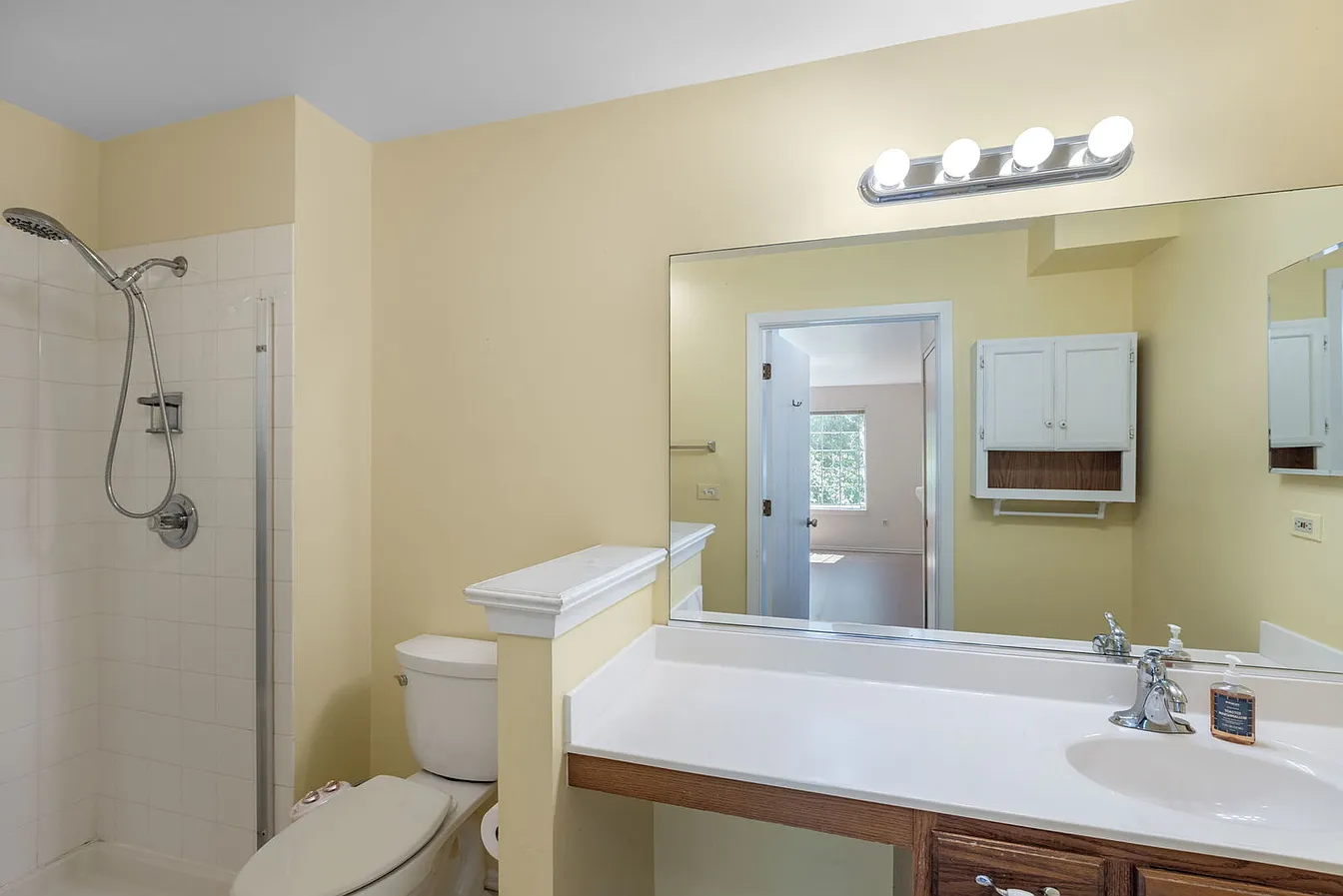 30W022 Juniper Ct-19