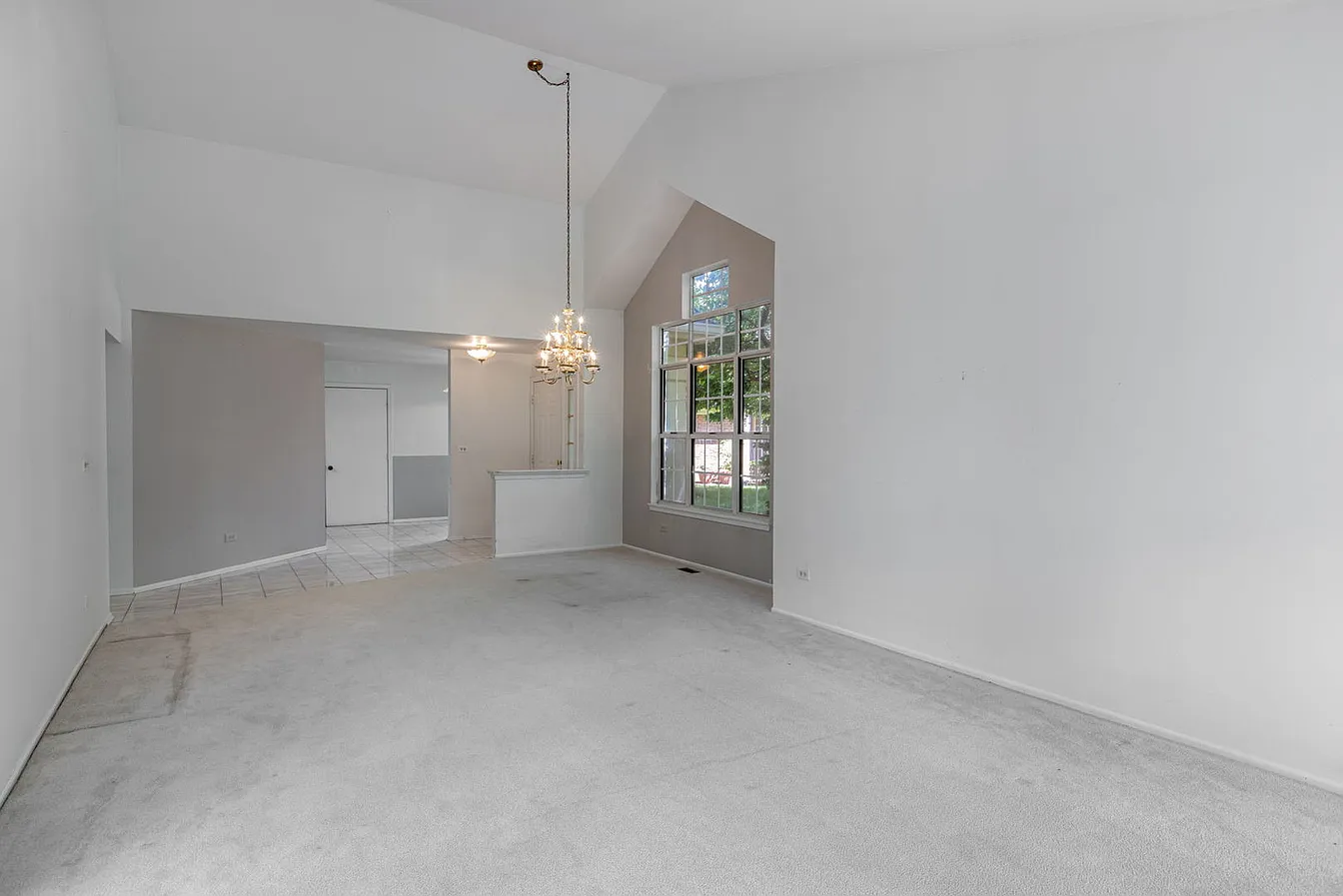 30W022 Juniper Ct-5