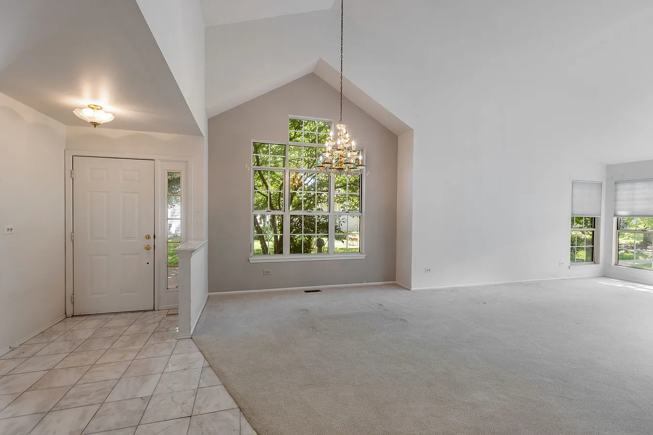 30W022 Juniper Ct-6