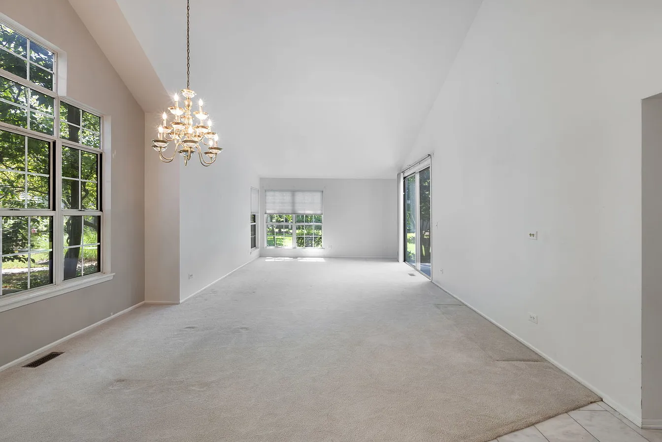 30W022 Juniper Ct-7